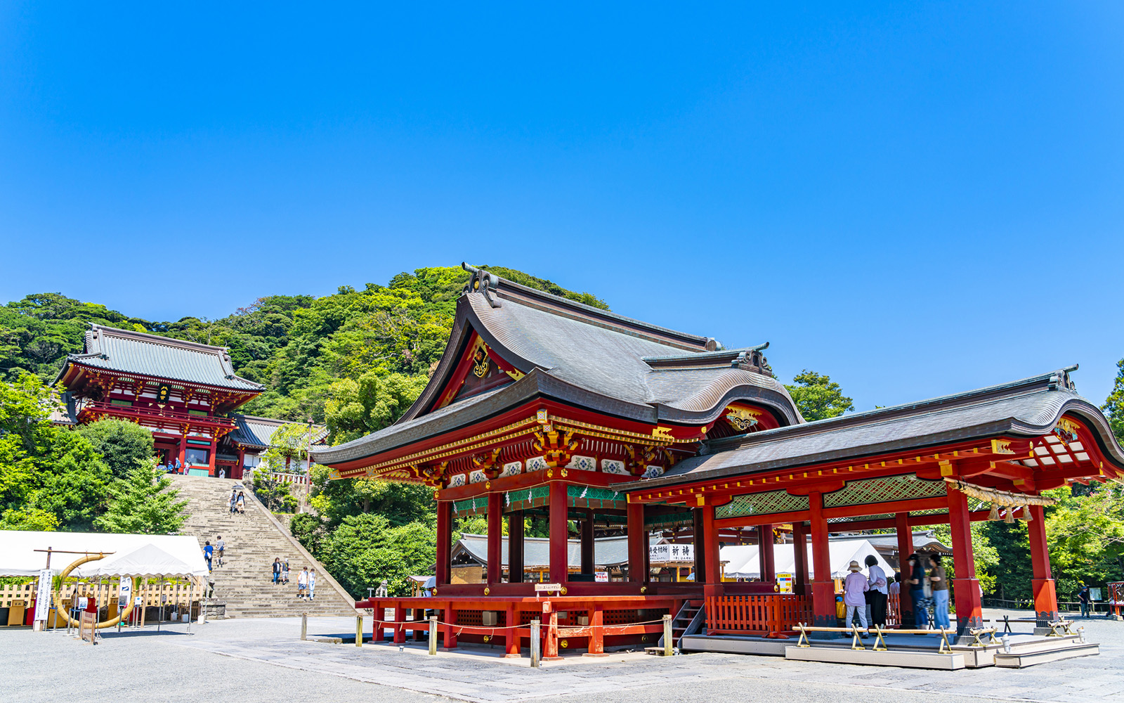 Vermillion halls of Tsurugaoka Hachimangu Shrine